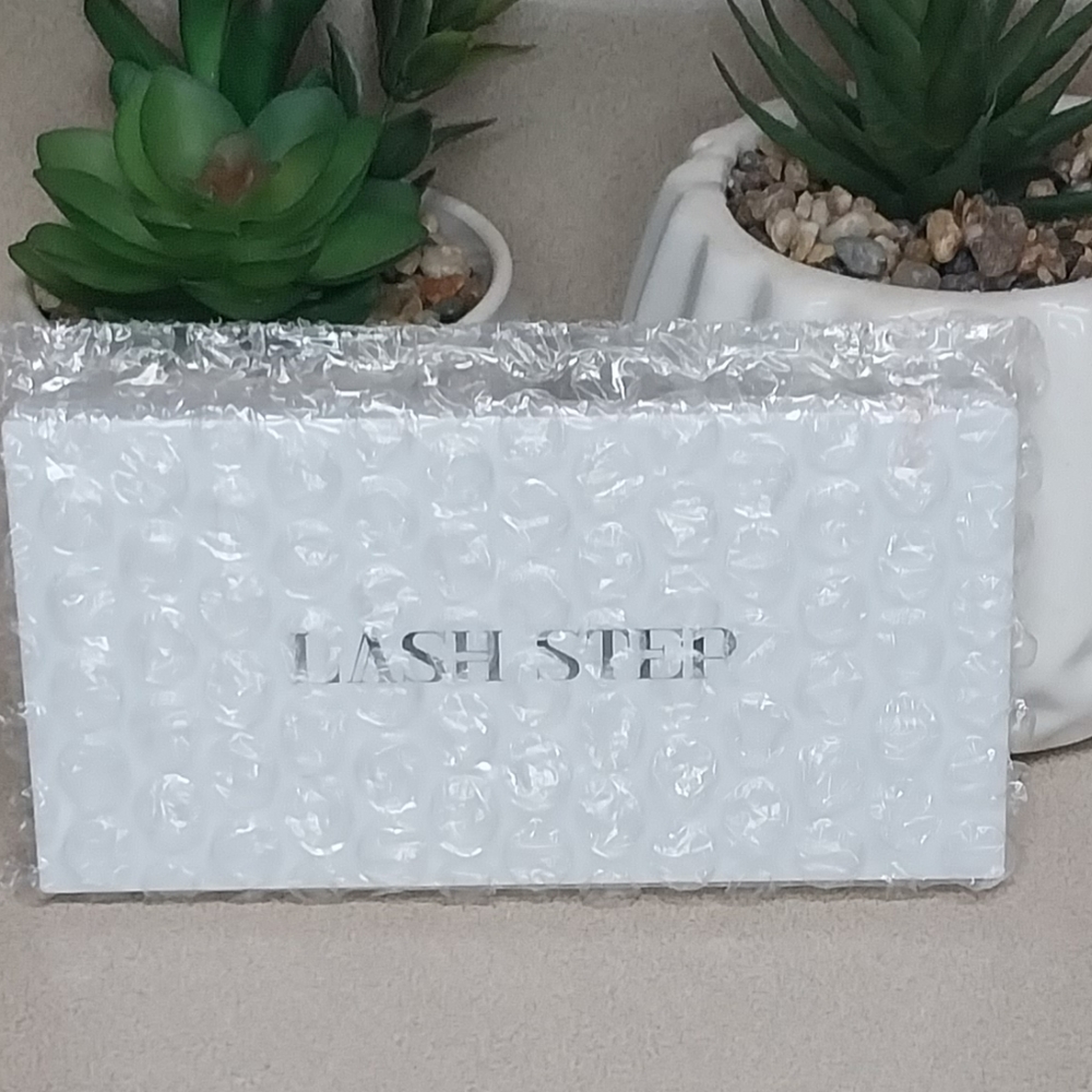 NEW LASH STEP mad about you eyeshadow palette full size retails for $45 - Picture 5 of 5